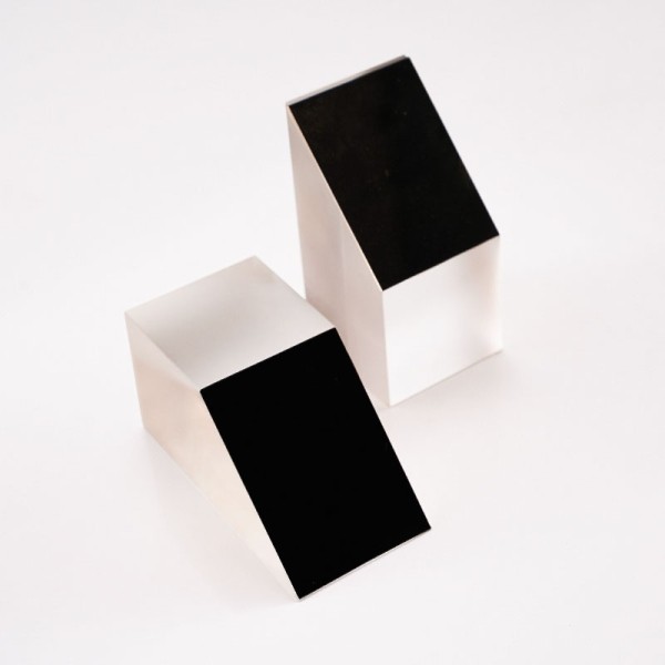 光學元件為何需要涂墨:探討光學涂墨的應用優(yōu)勢 光學元件為何需要涂墨:探討光學涂墨的應用優(yōu)勢